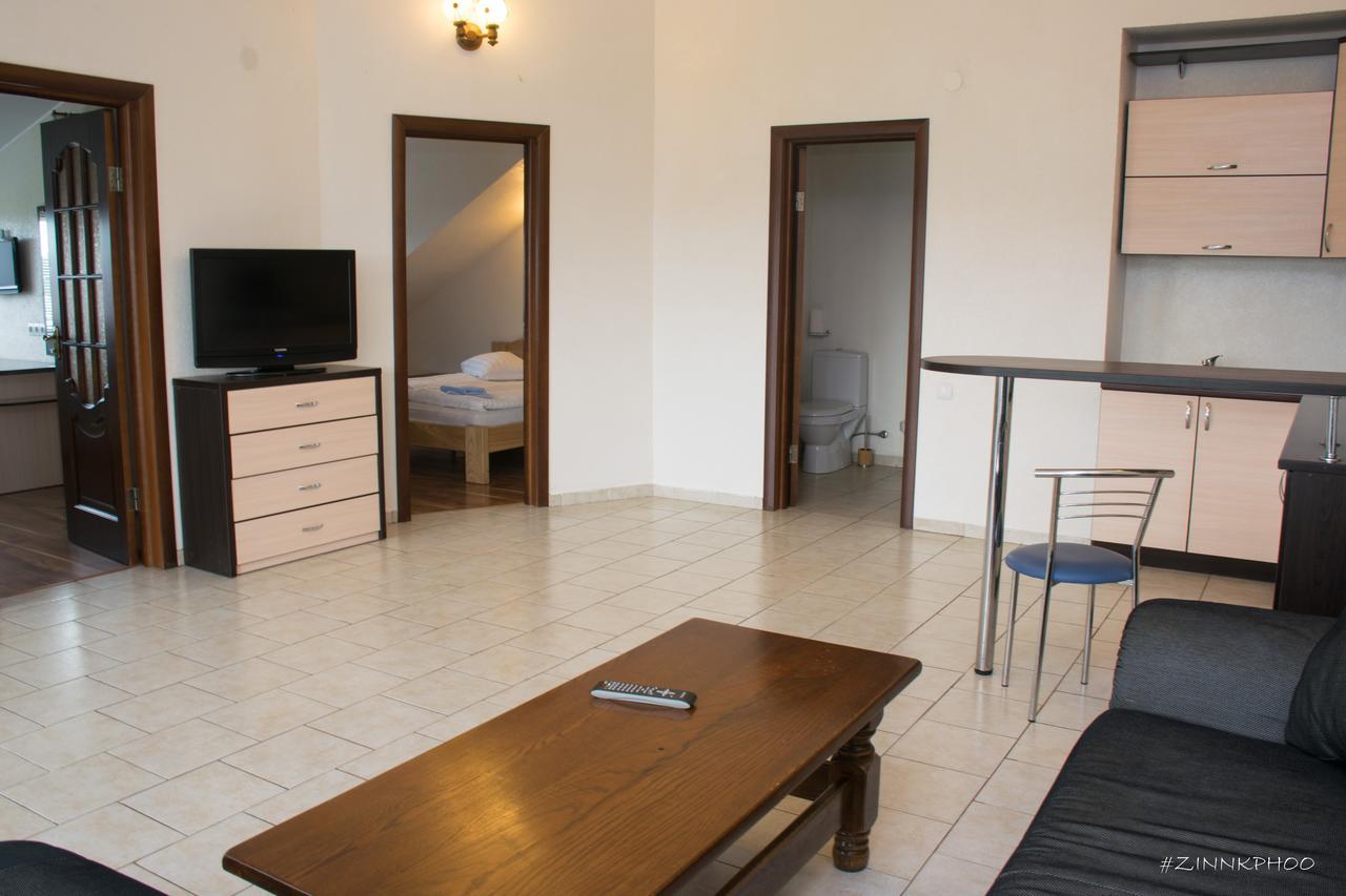 Kedem Hotel Lipiny Zewnętrze zdjęcie