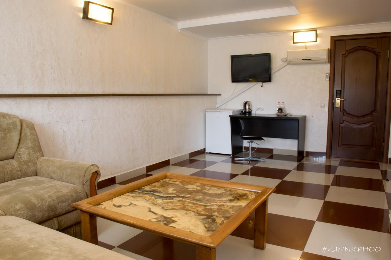 Kedem Hotel Lipiny Zewnętrze zdjęcie