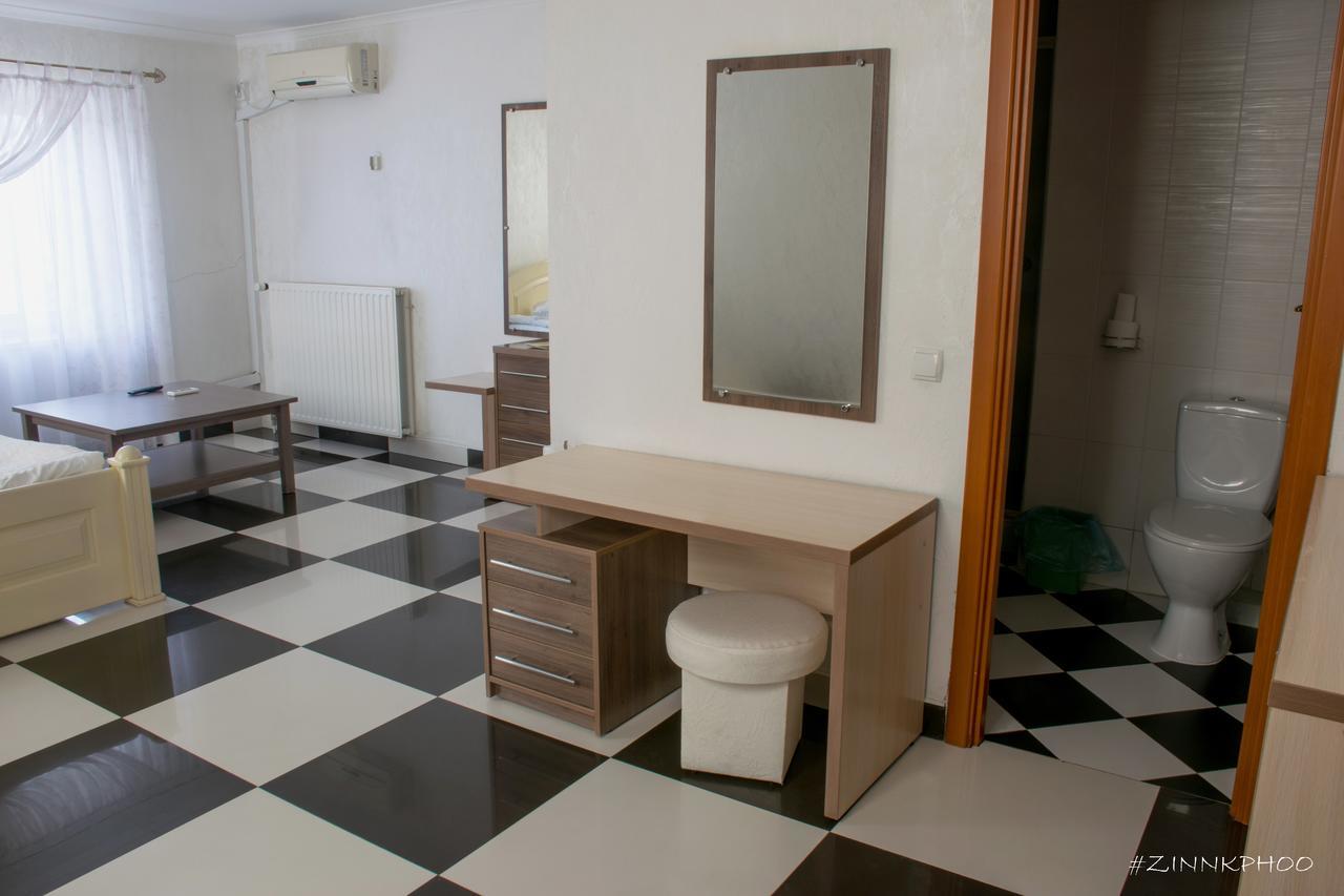 Kedem Hotel Lipiny Zewnętrze zdjęcie